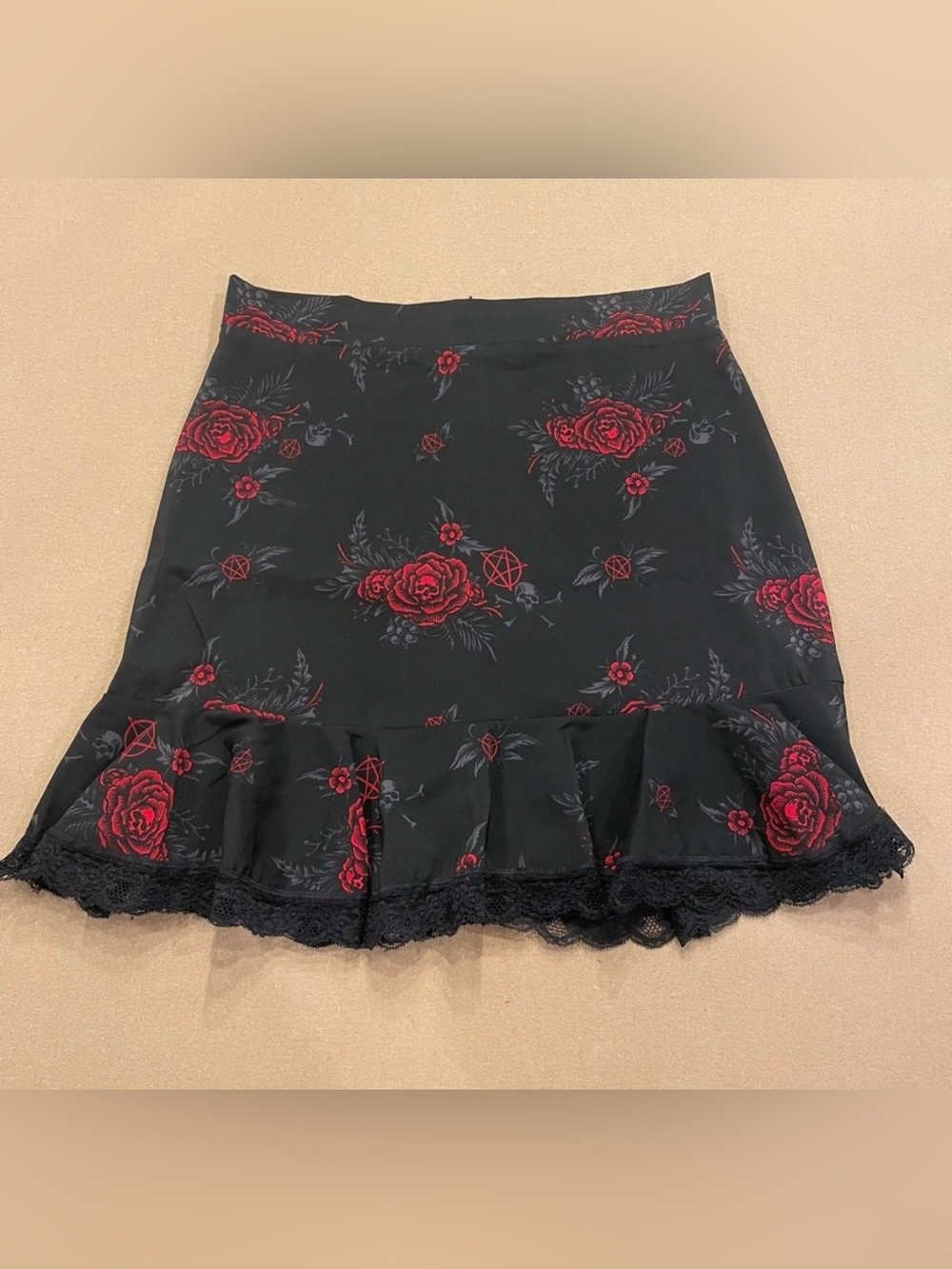 Kill star Roses Skull Lace Skater Mini Skirt